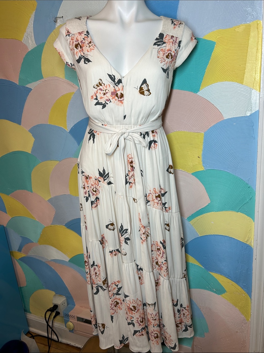 Free People Cream Floral Tiered Maxi Dress with Tie Waist sz 0